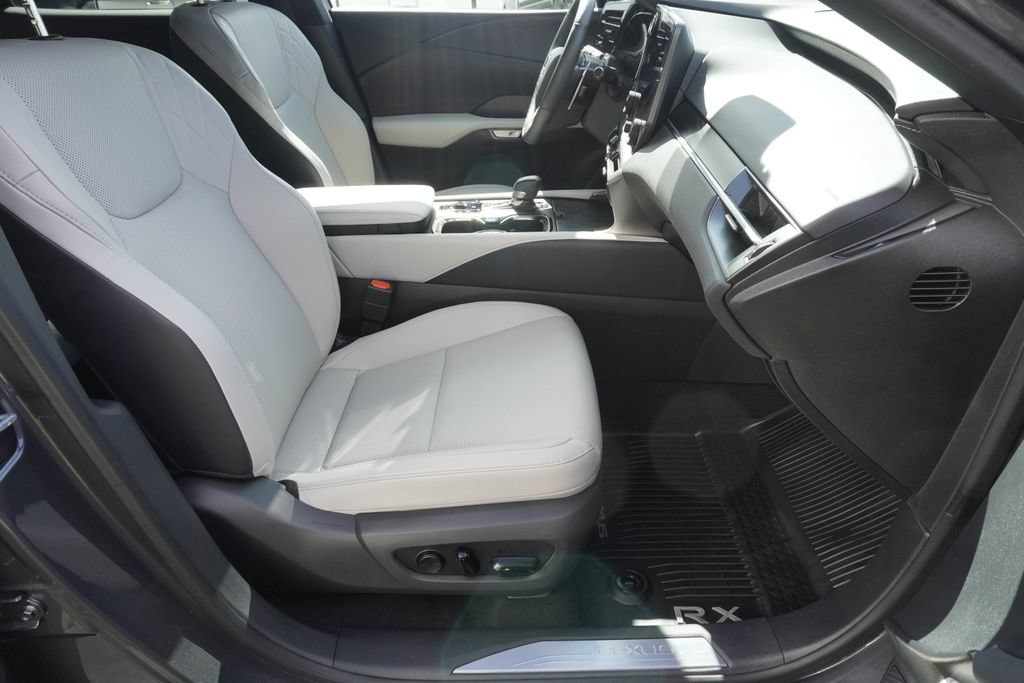 Used 2025 Lexus RX 350h w/ Convenience Package AWD/4WD image 23