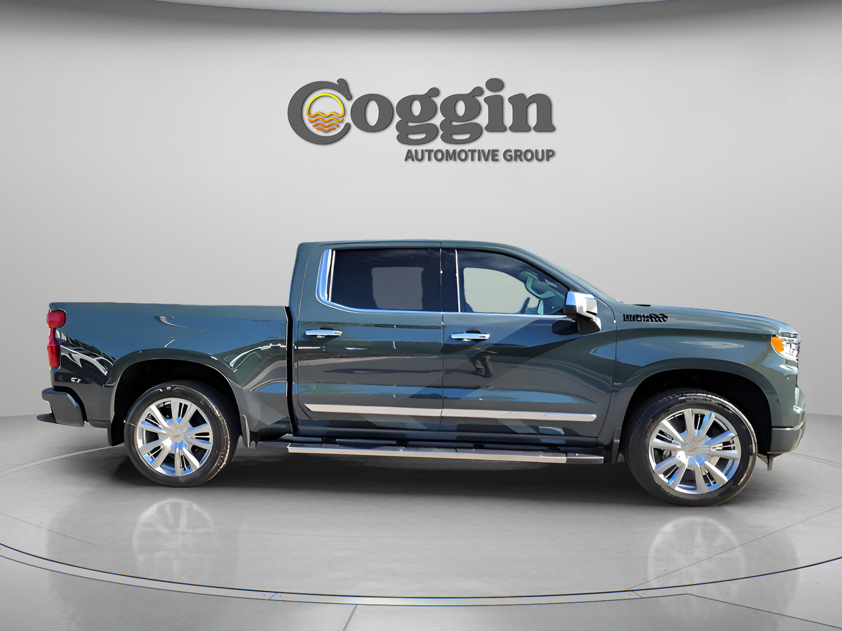 New 2026 Chevrolet Silverado 1500 High Country w/ High Country Premium Package AWD/4WD image 5