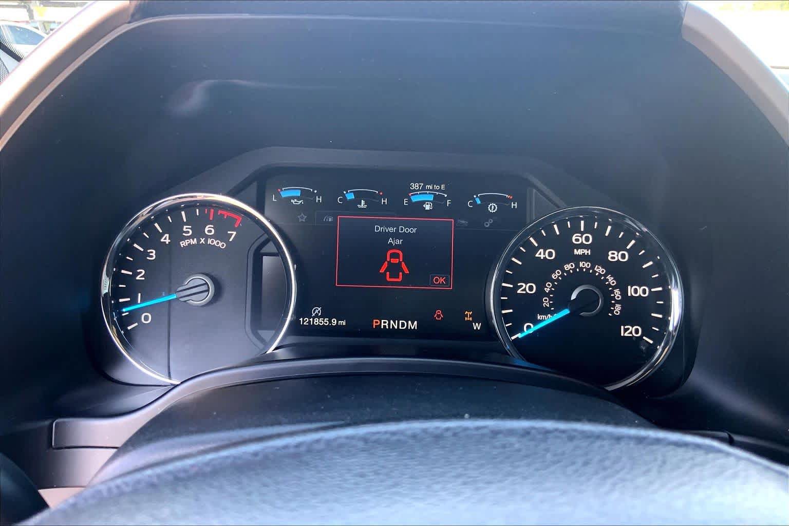 Used 2018 Ford F150 Lariat w/ Equipment Group 502A Luxury AWD/4WD image 25