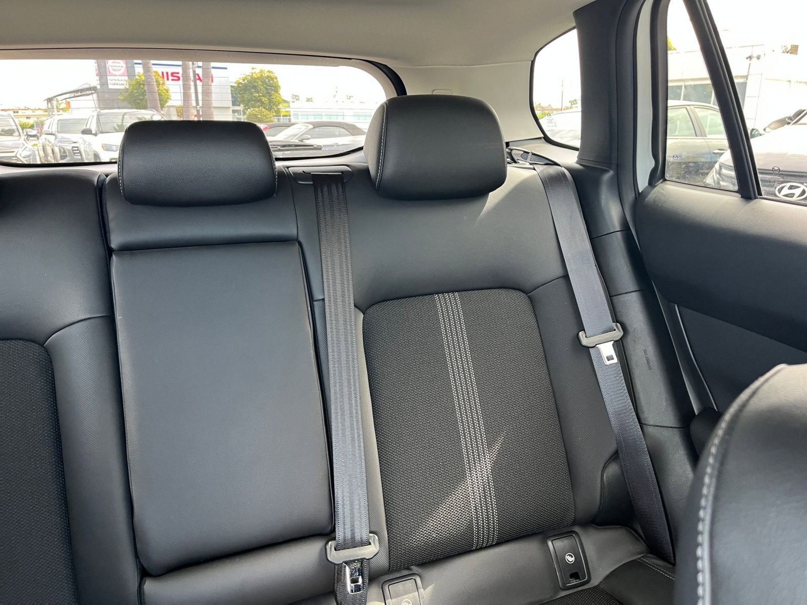 Used 2025 MAZDA CX-50 AWD 2.5 S w/ Premium Package image 39