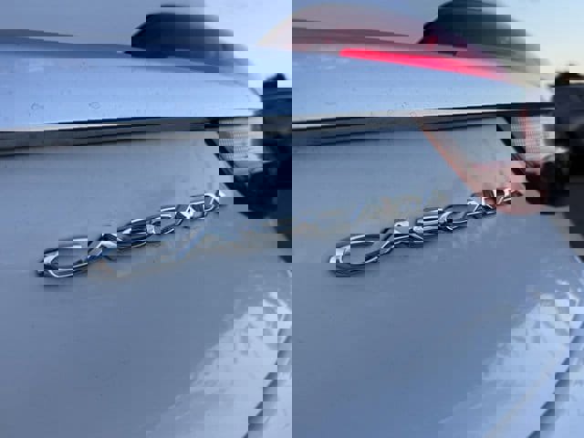 Used 2018 Buick Cascada Premium image 12