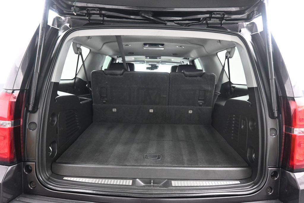 Used 2018 Chevrolet Suburban LT AWD/4WD image 55