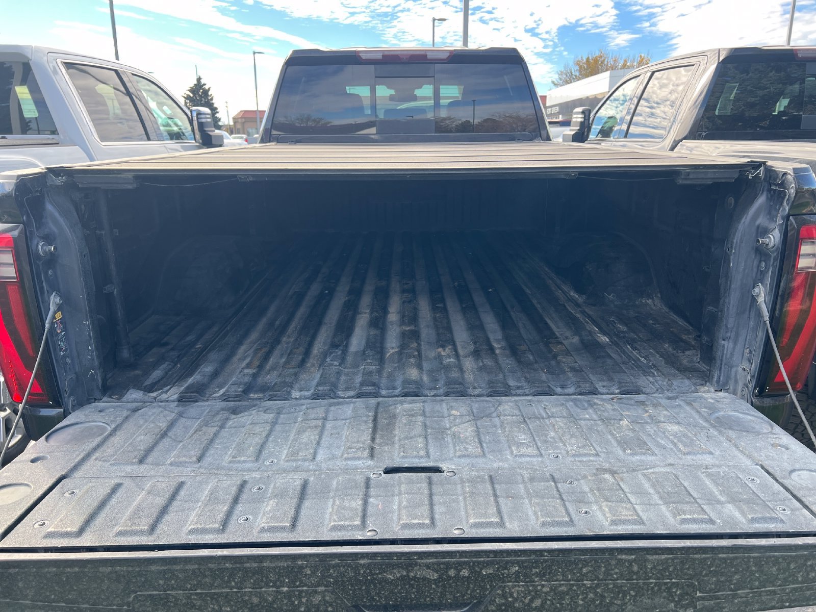 Used 2024 GMC Sierra 2500 SLT AWD/4WD image 24