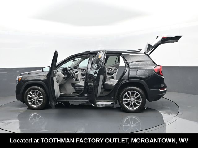 Used 2022 GMC Terrain SLT w/ Infotainment Package II image 33