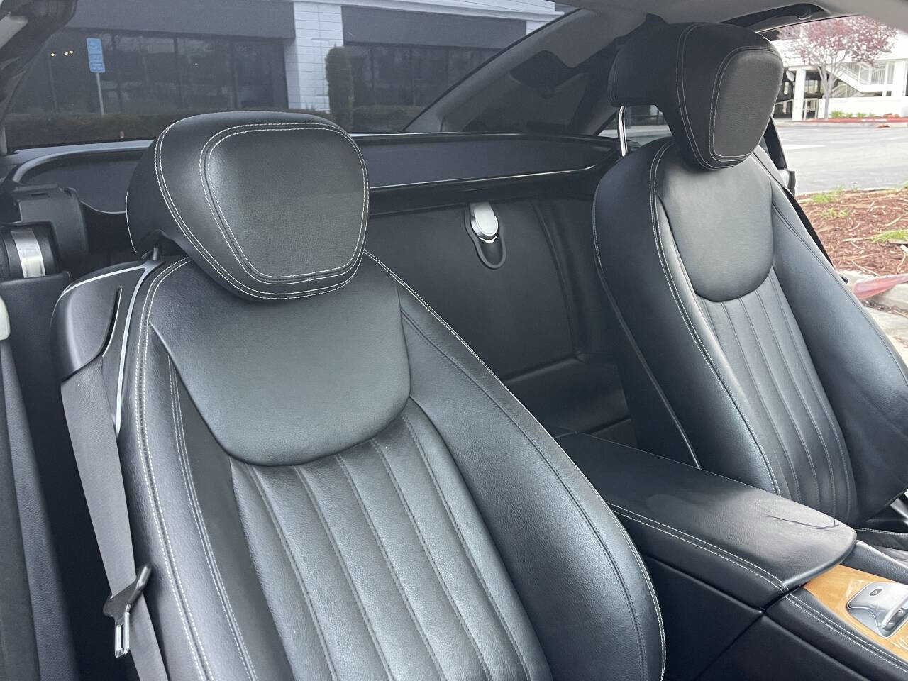 Used 2011 Mercedes-Benz SL 550 image 48