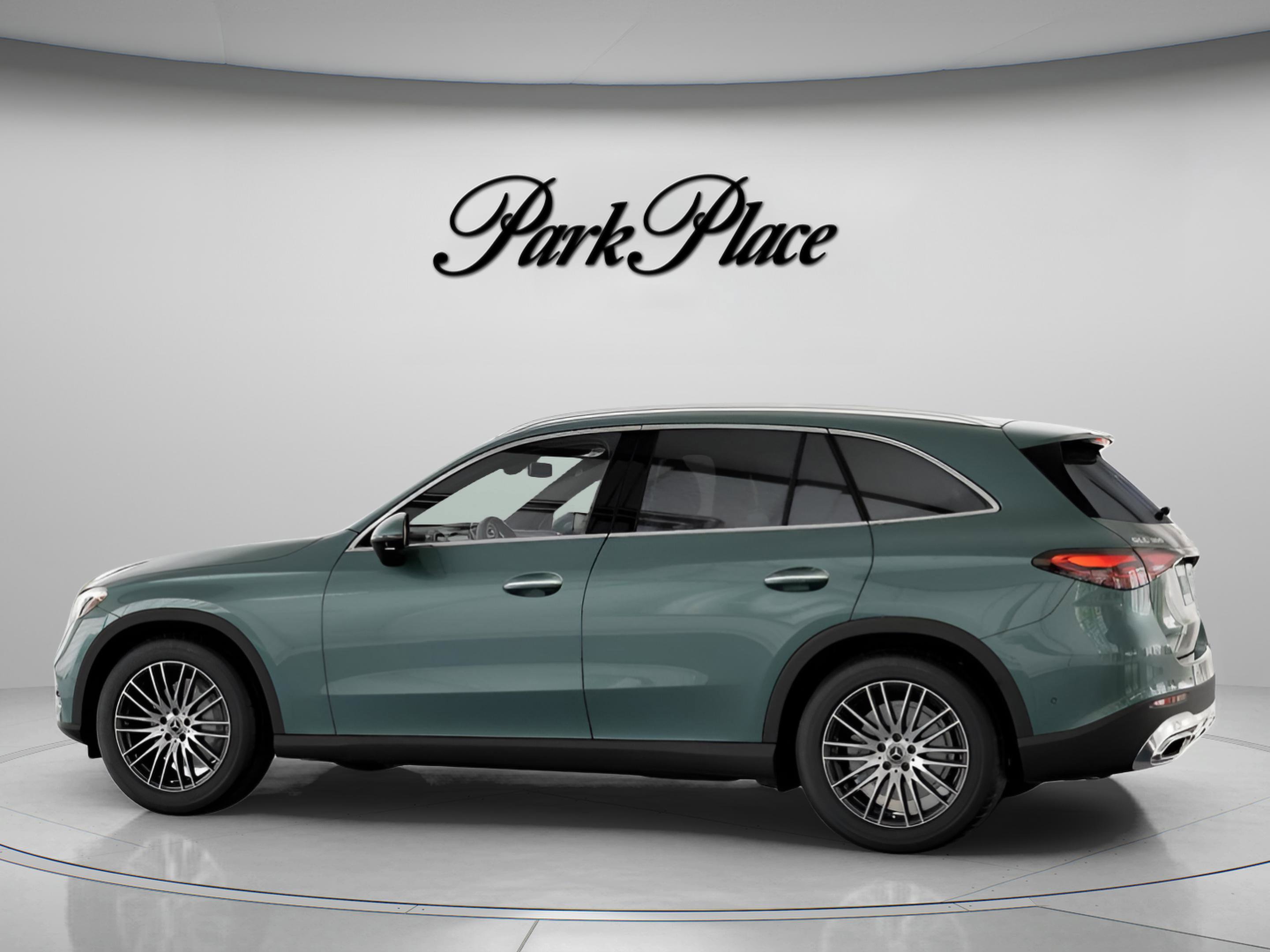 Certified 2026 Mercedes-Benz GLC 300 image 9