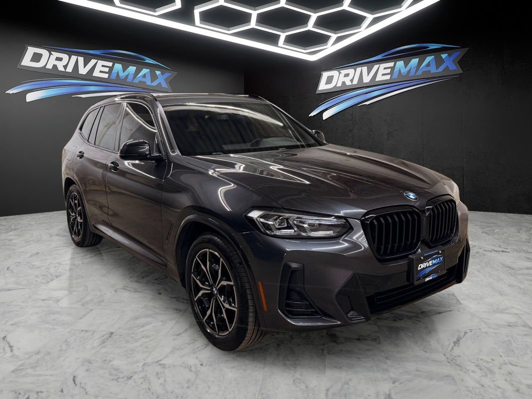 Used 2022 BMW X3 xDrive30i w/ Premium Package Essential AWD/4WD image 3