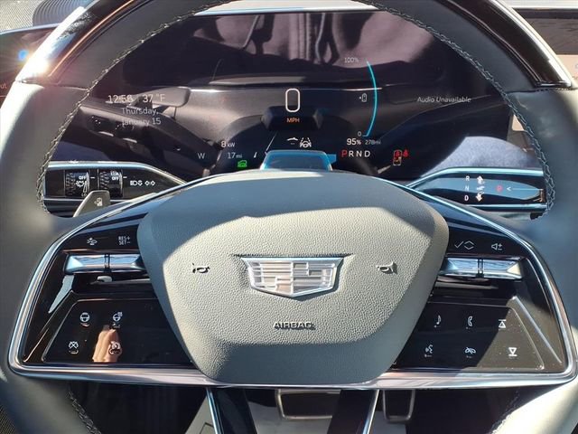 New 2026 Cadillac Optiq Luxury 2 image 12