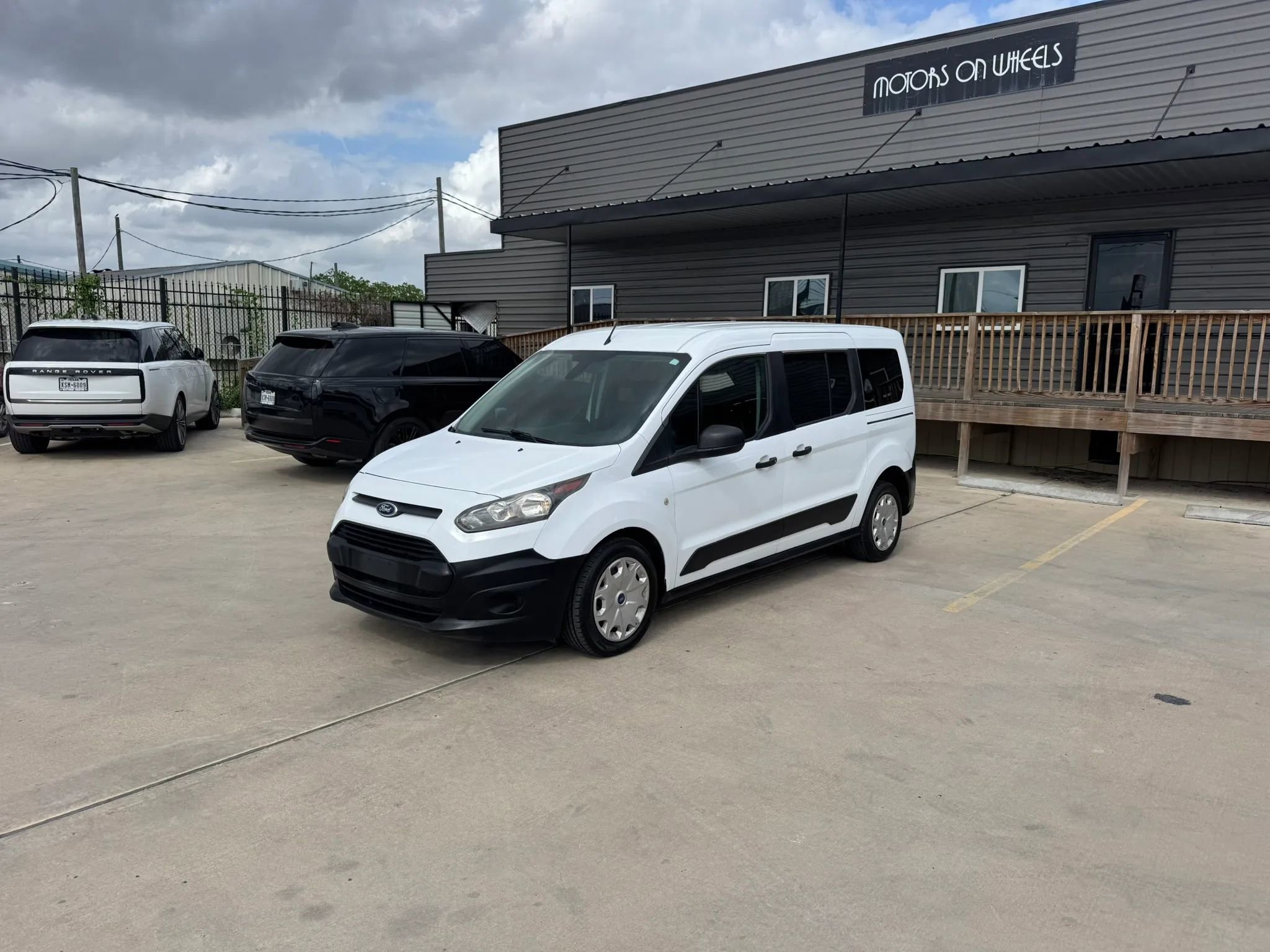Used 2016 Ford Transit Connect XL FWD image 1