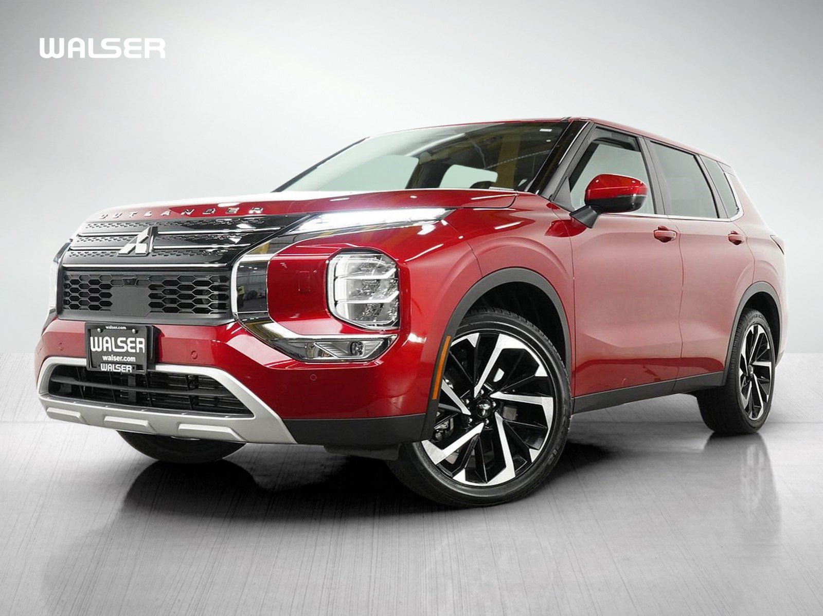 Used 2023 Mitsubishi Outlander SE AWD/4WD image 1
