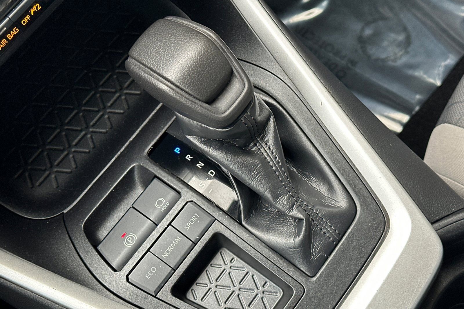 Certified 2019 Toyota RAV4 XLE w/ Carpet Mat Package image 21