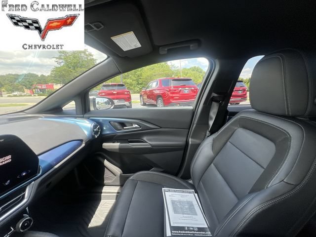 Used 2024 Chevrolet Equinox EV LT FWD image 11