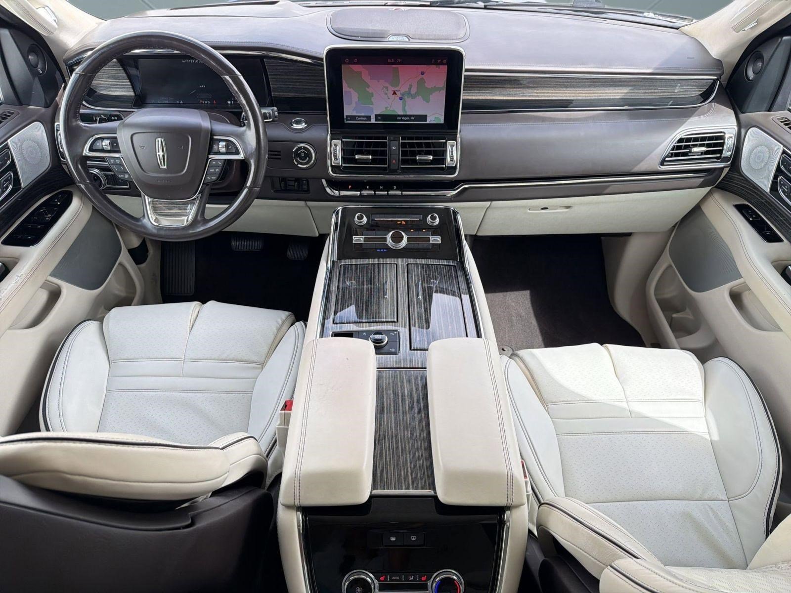 Used 2020 Lincoln Navigator Black Label w/ Cargo Convenience Package AWD/4WD image 15