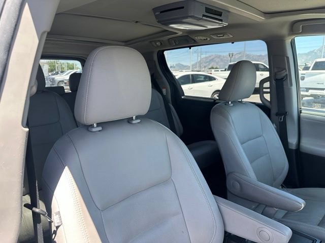 Used 2015 Toyota Sienna Limited AWD/4WD image 33