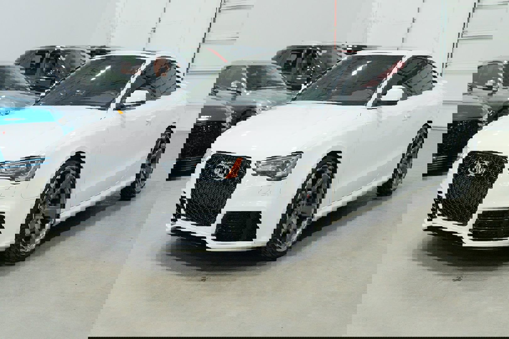 Used 2013 Audi RS 5 Coupe w/ Audi MMI Navigation Plus Pkg image 3