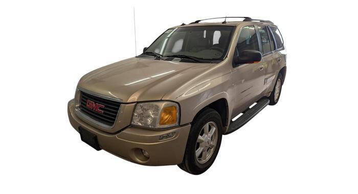 Used 2004 GMC Envoy SLT AWD/4WD image 1