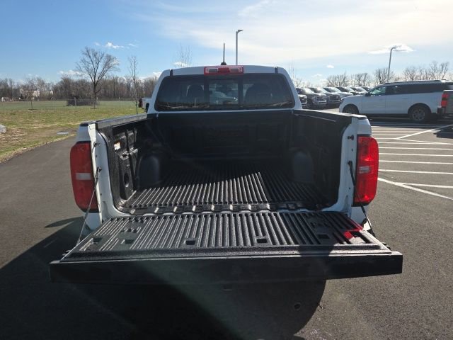 Used 2018 Chevrolet Colorado Z71 image 11