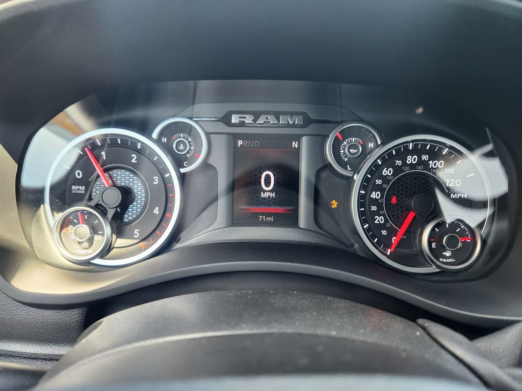 New 2026 RAM 2500 Tradesman AWD/4WD image 15
