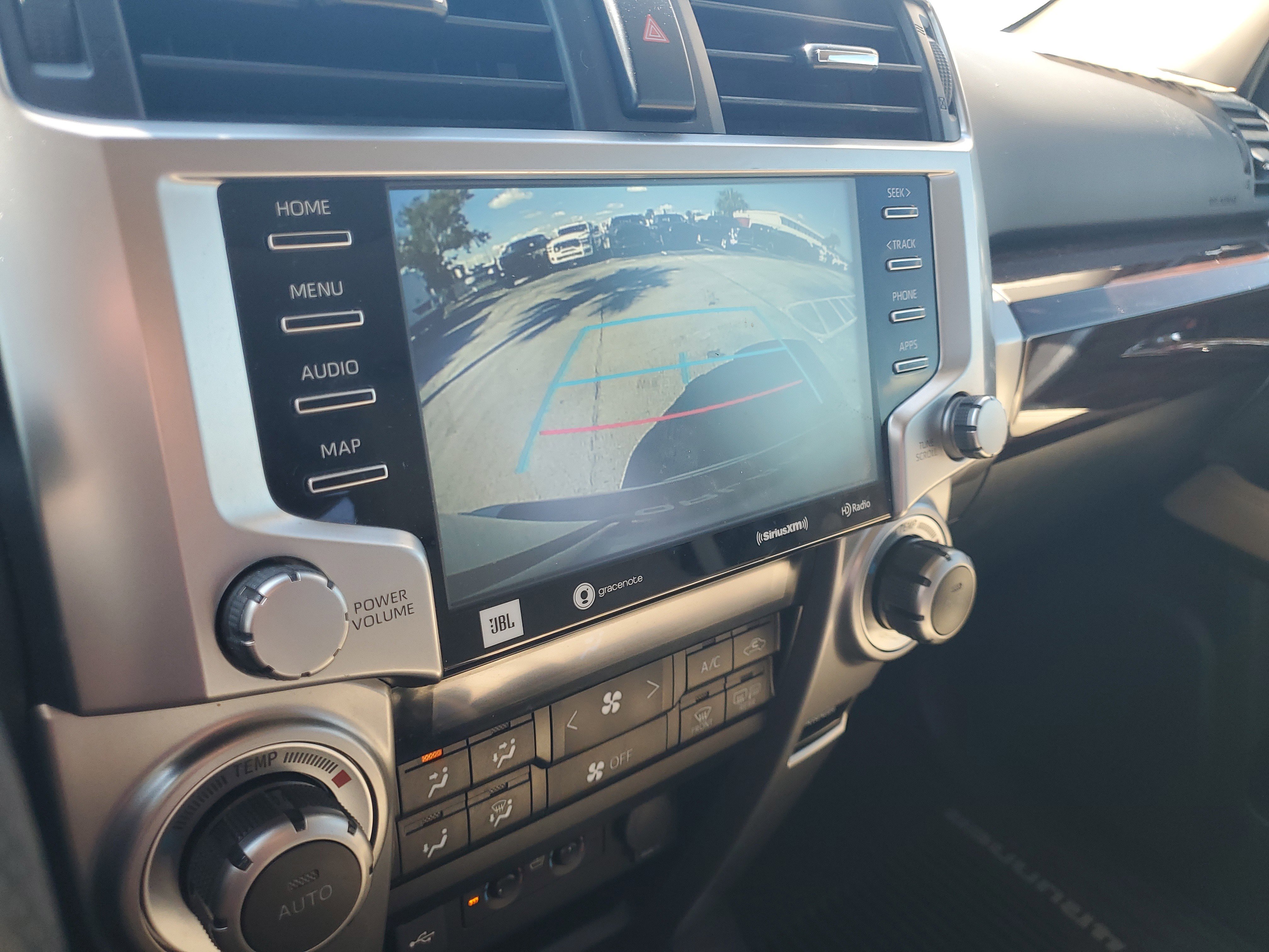 Used 2020 Toyota 4Runner 4WD image 25