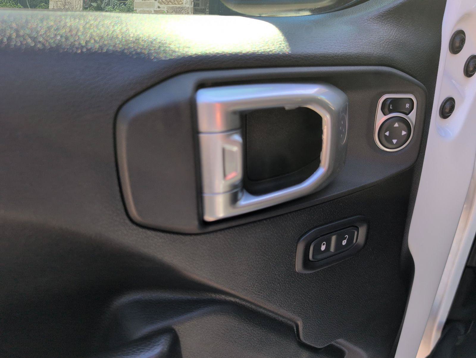 Used 2020 Jeep Gladiator Sport w/ Quick Order Package 24S AWD/4WD image 8