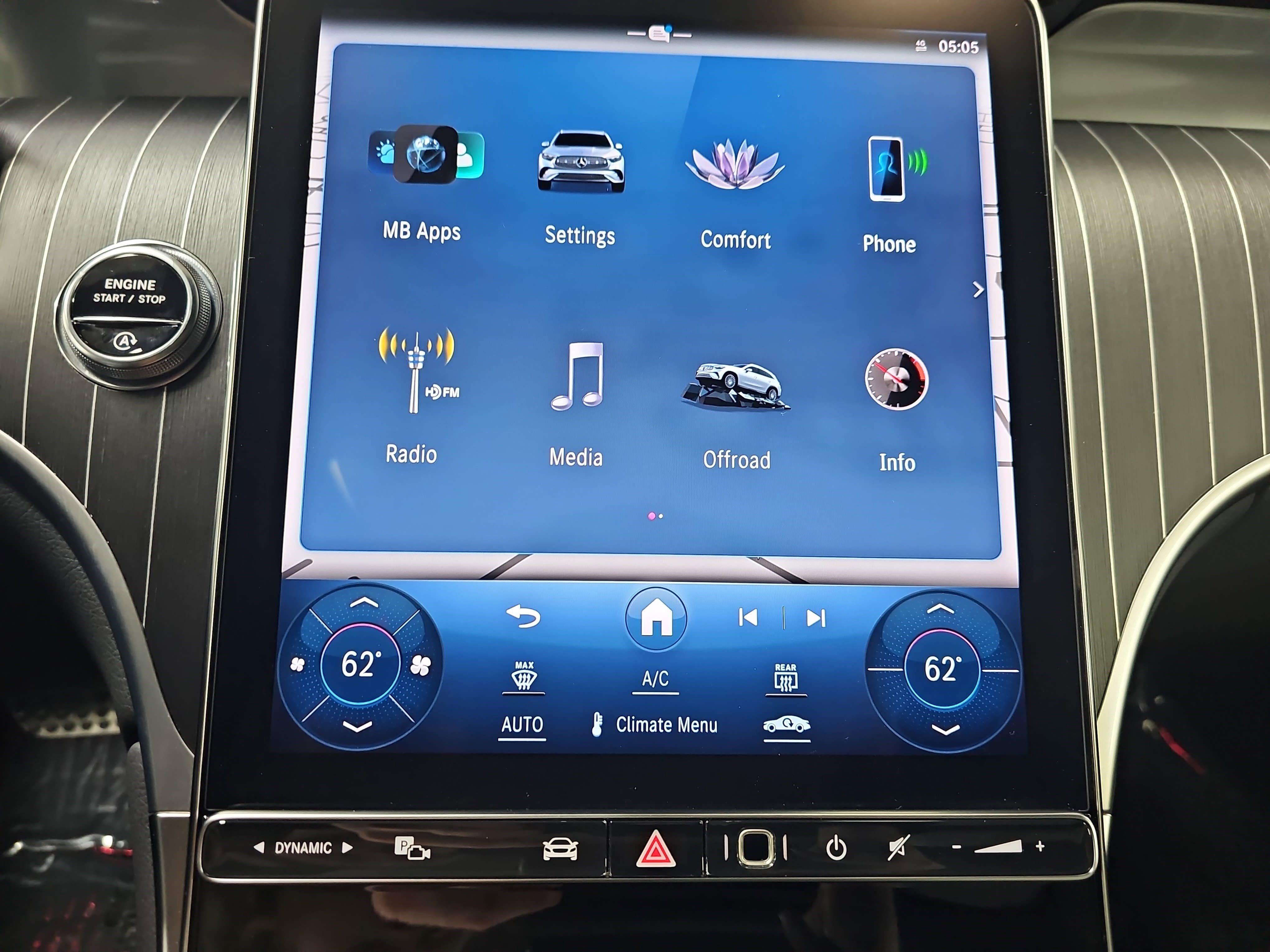 Certified 2024 Mercedes-Benz GLC 300 4MATIC image 24