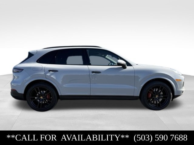 Used 2022 Porsche Cayenne AWD/4WD image 6
