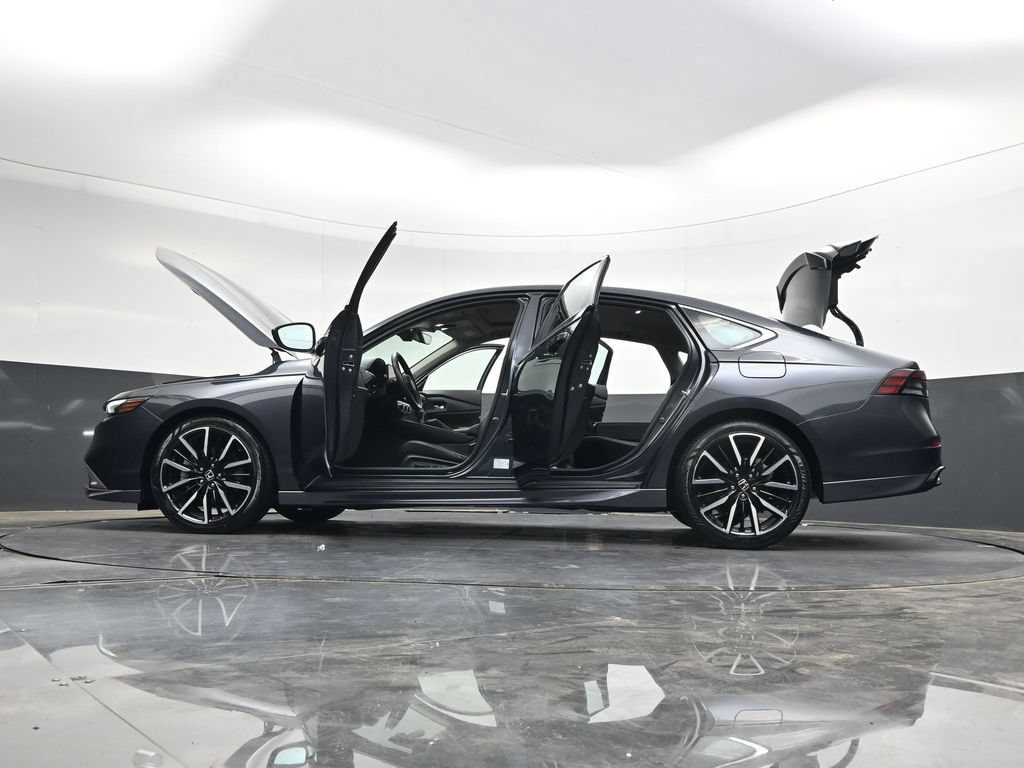 Certified 2023 Honda Accord Touring image 44