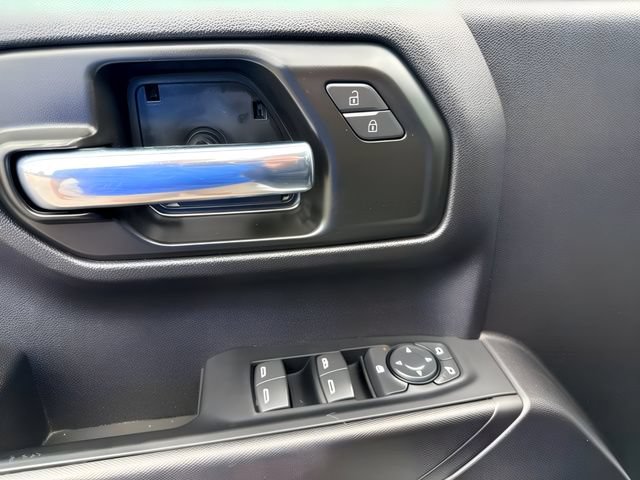 Used 2024 Chevrolet Silverado 1500 Custom AWD/4WD image 17