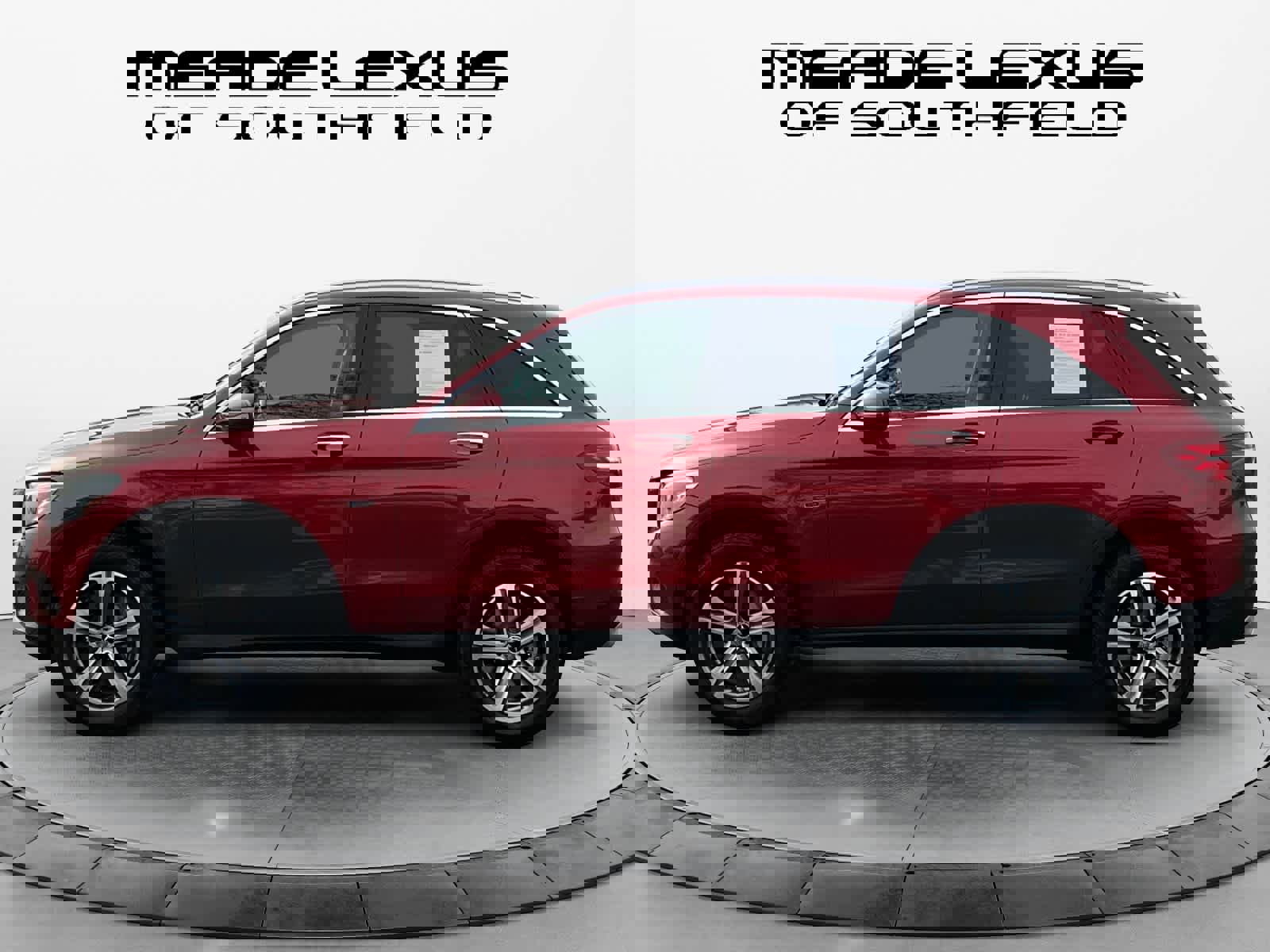 Used 2019 Mercedes-Benz GLC 350e 4MATIC image 2