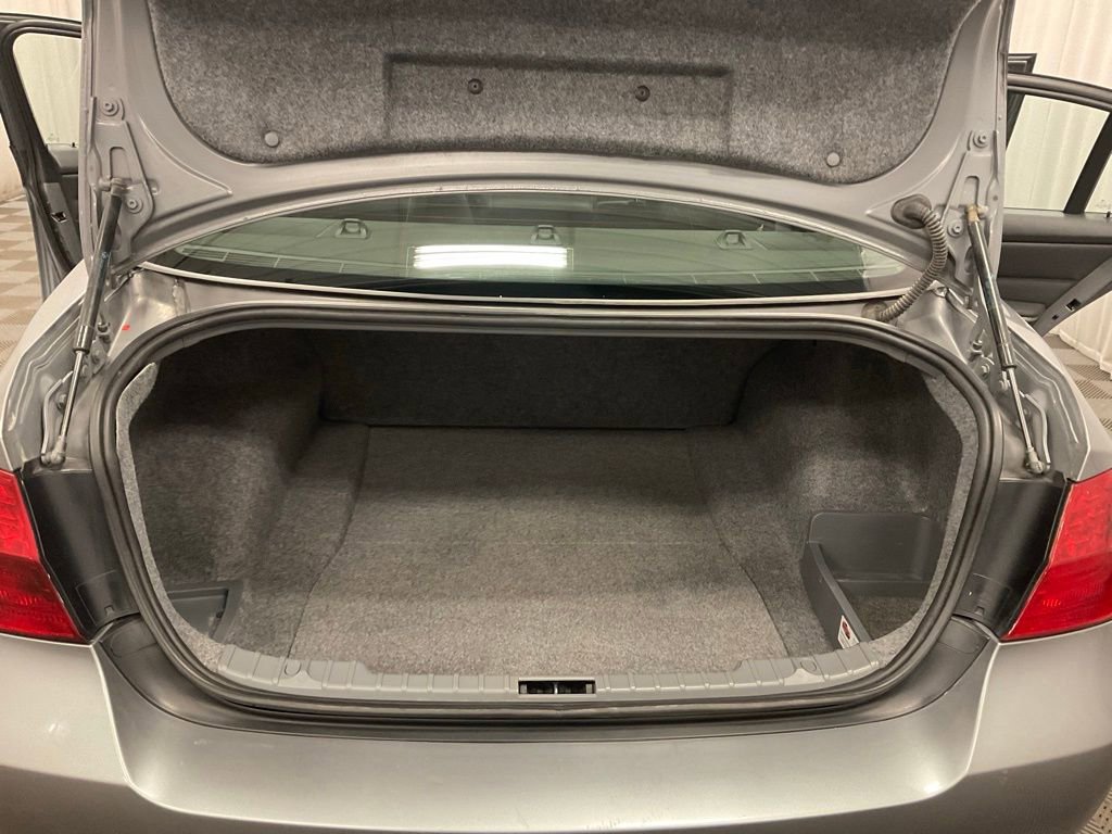 Used 2011 BMW 328i xDrive 328i xDrive image 9