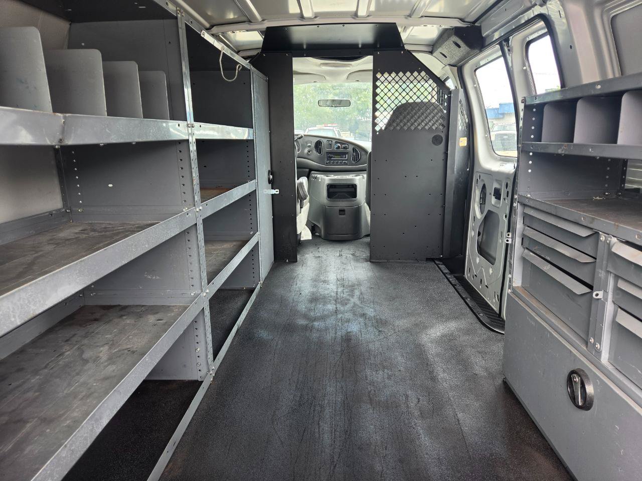 Used 2007 Ford E-150 and Econoline 150 RWD image 19