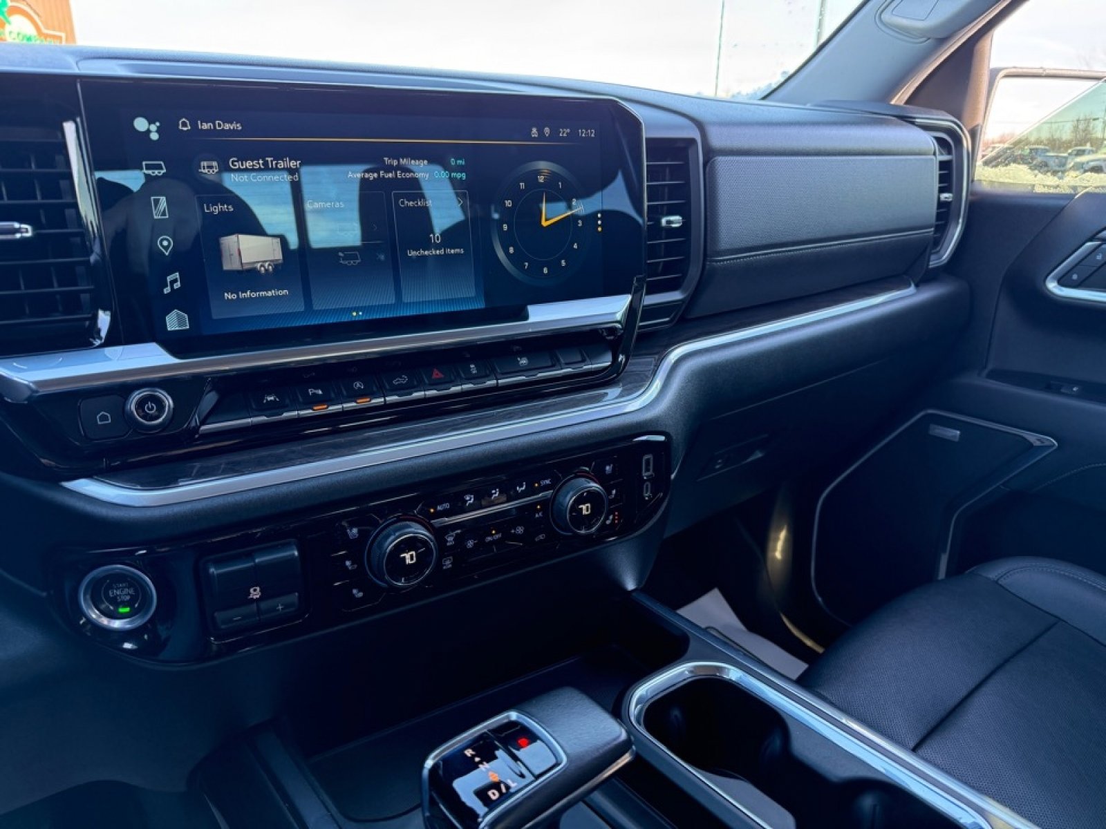 Used 2022 Chevrolet Silverado 1500 LTZ w/ Technology Package image 32