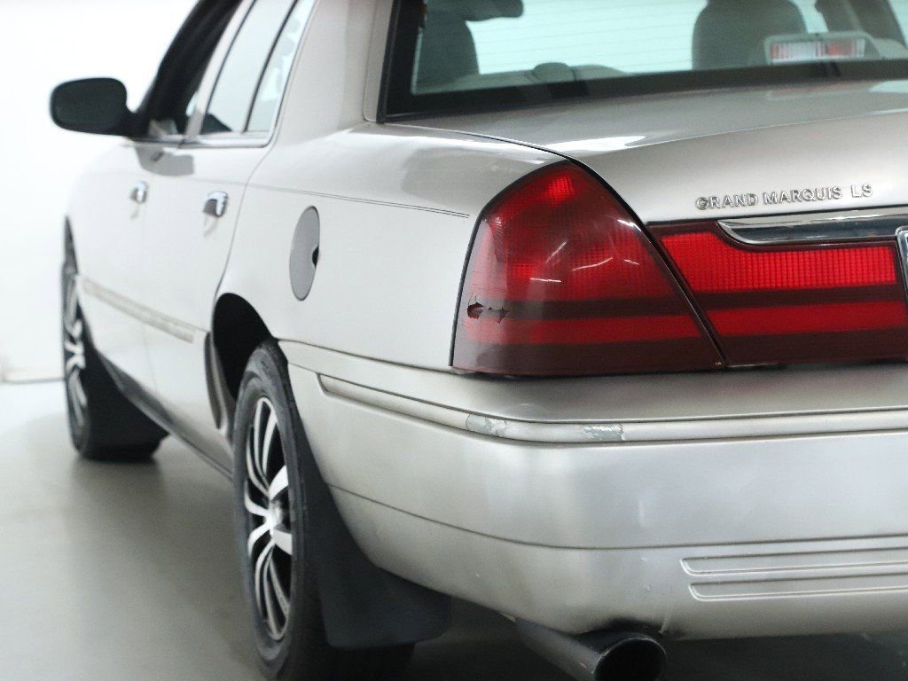 Used 2005 Mercury Grand Marquis LS image 6