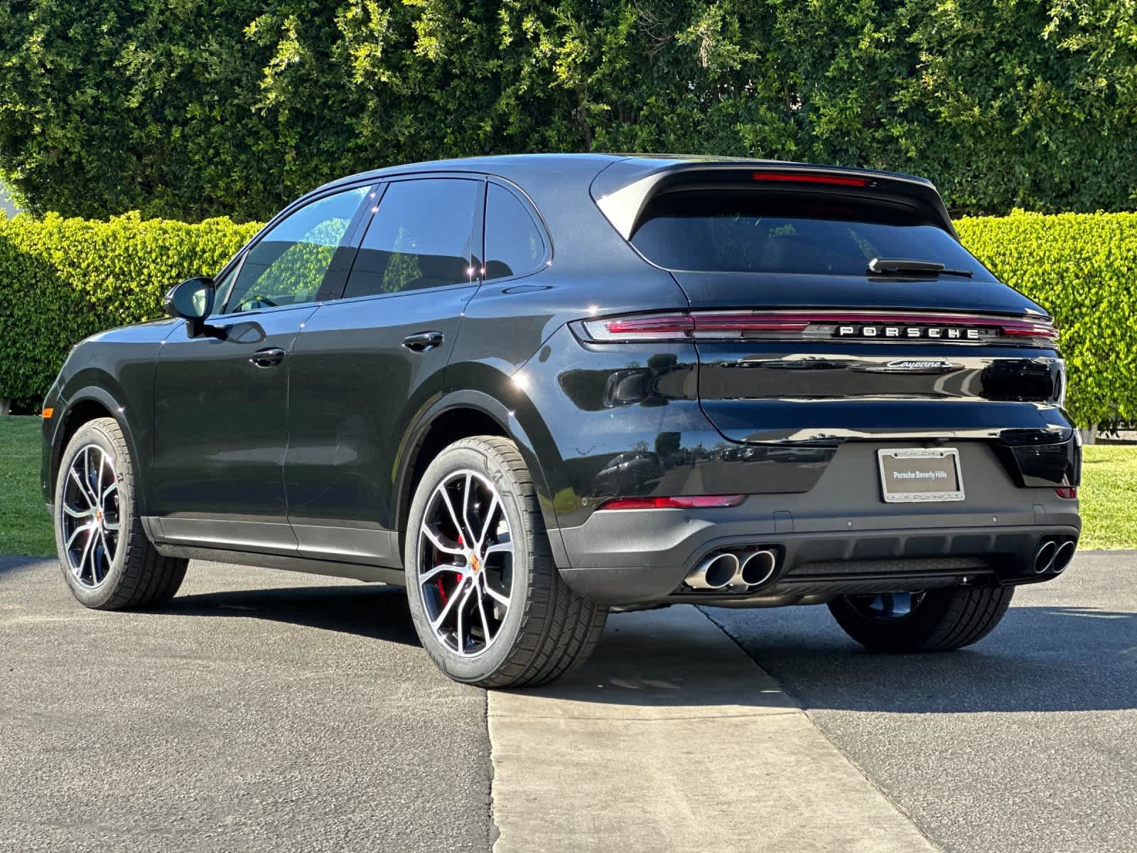 New 2026 Porsche Cayenne S AWD/4WD image 3