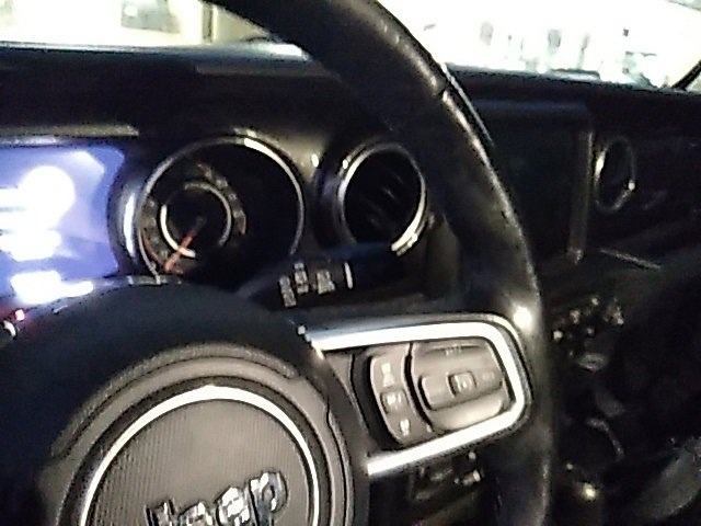 Used 2019 Jeep Wrangler Unlimited Sahara image 5