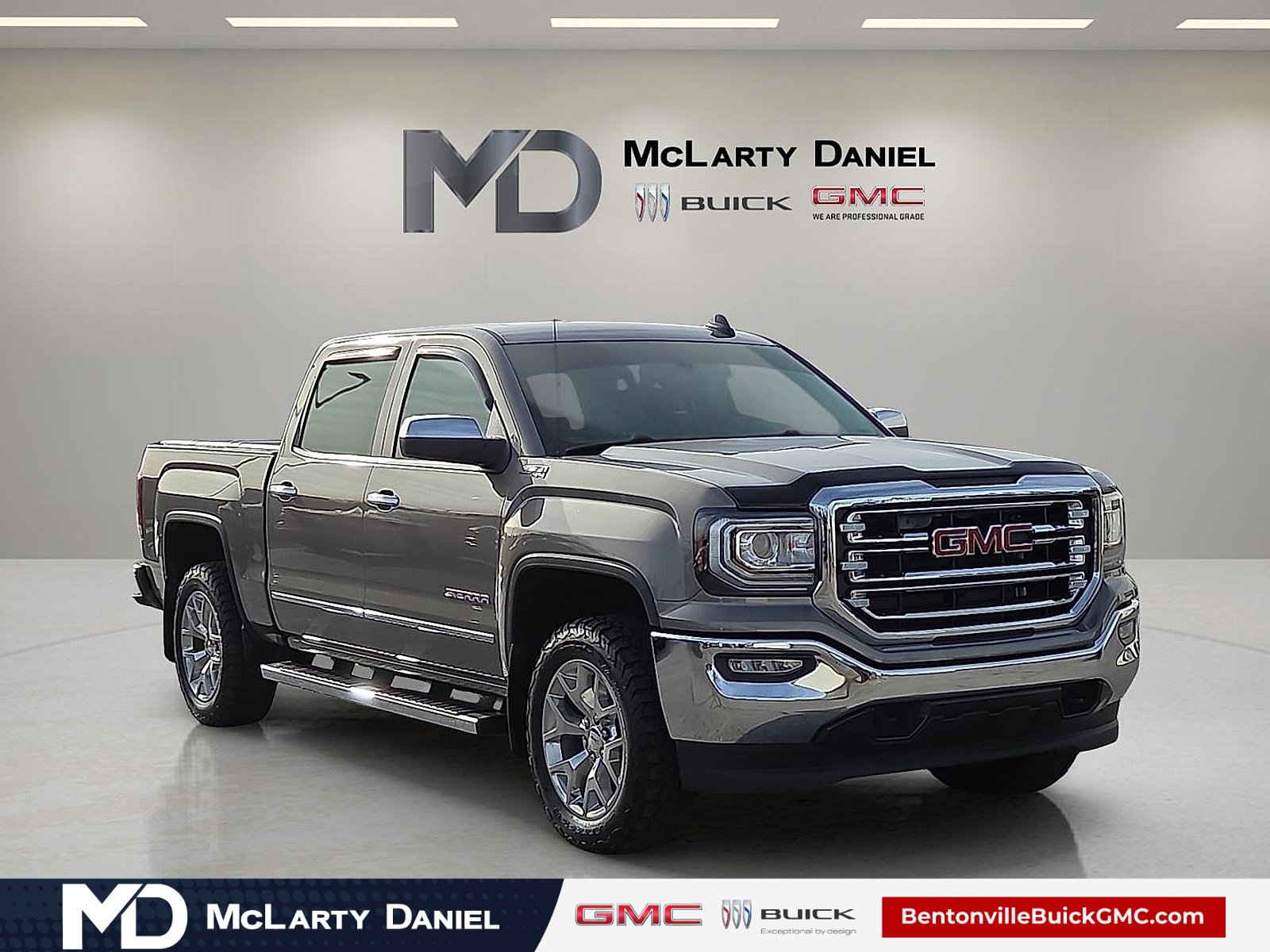 Used 2017 GMC Sierra 1500 SLT w/ SLT Premium Package