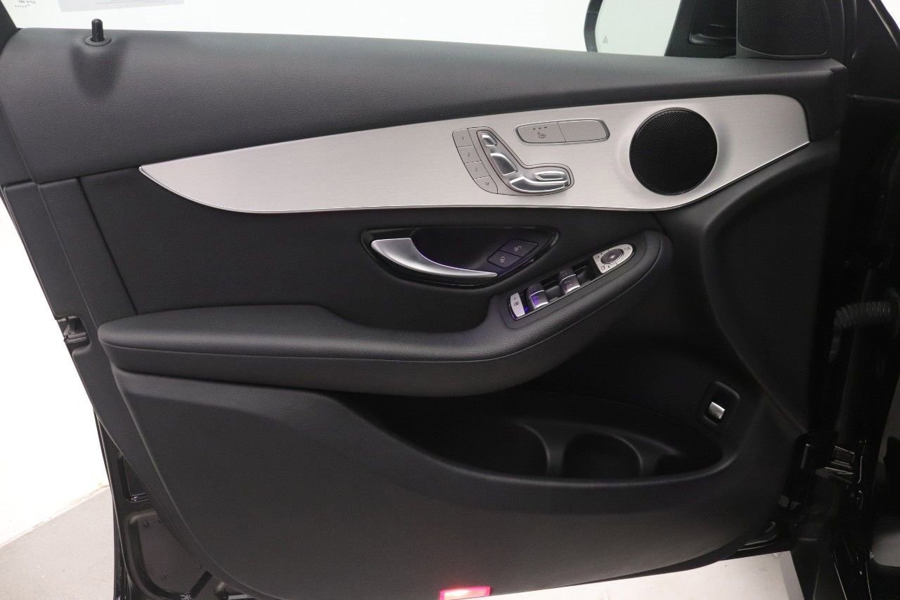 Certified 2022 Mercedes-Benz GLC 300 image 20