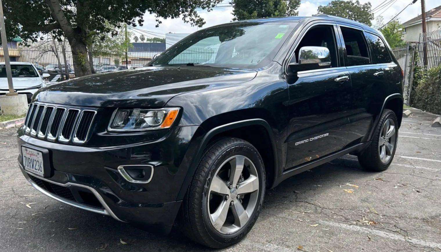 Used 2015 Jeep Grand Cherokee Limited image 1