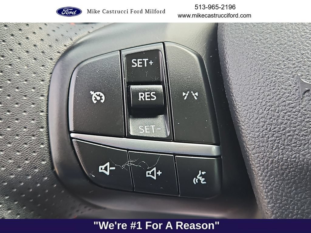 Certified 2025 Ford Escape ST-Line AWD/4WD image 13