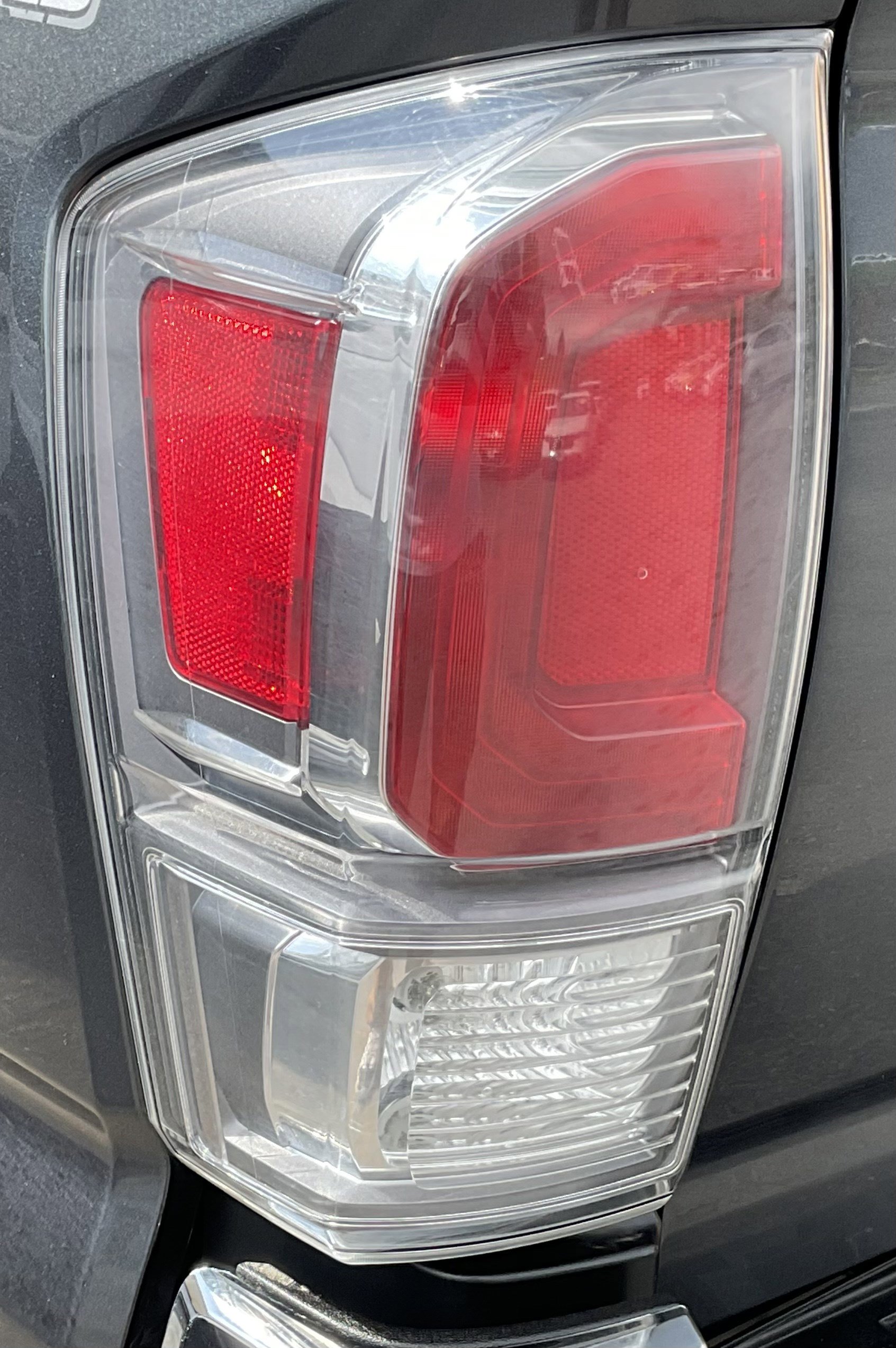 Used 2023 Toyota Tacoma TRD Off-Road w/ Black Out Package (TMS) image 11