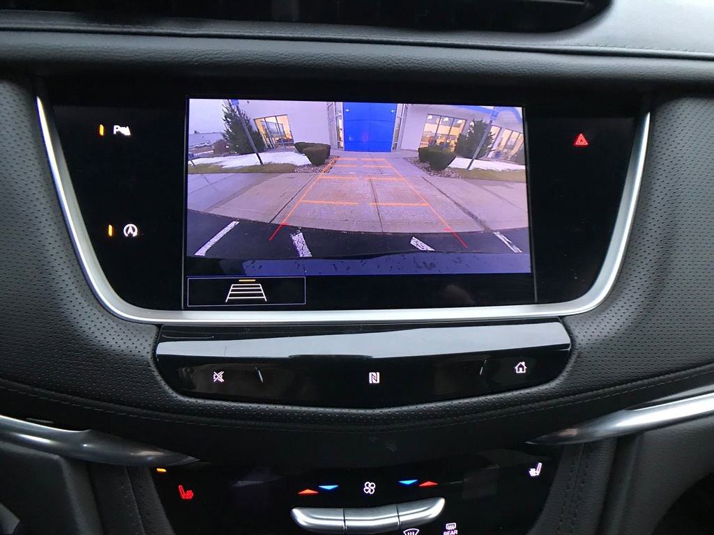 Used 2020 Cadillac XT5 Premium Luxury w/ LPO, Floor Liner Package image 20