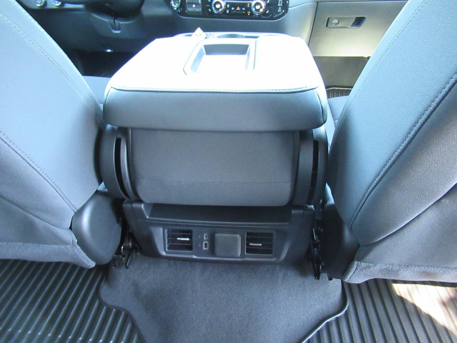 Used 2026 GMC Sierra 1500 SLE w/ Preferred Package AWD/4WD image 37