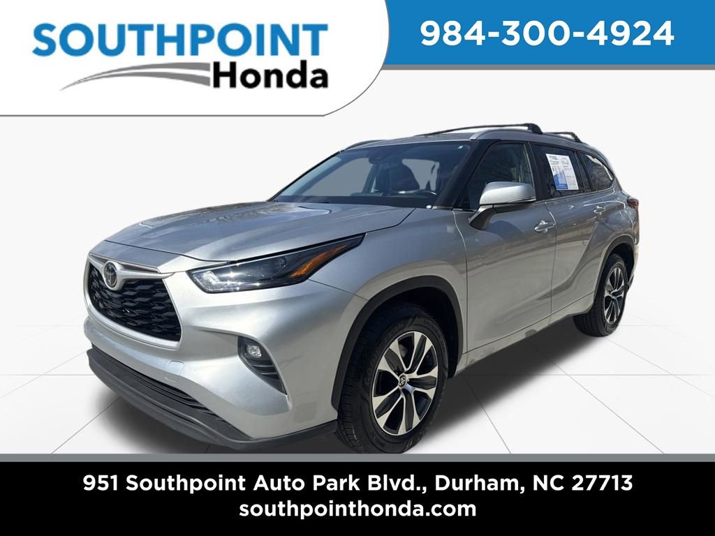 Used 2023 Toyota Highlander XLE video 3