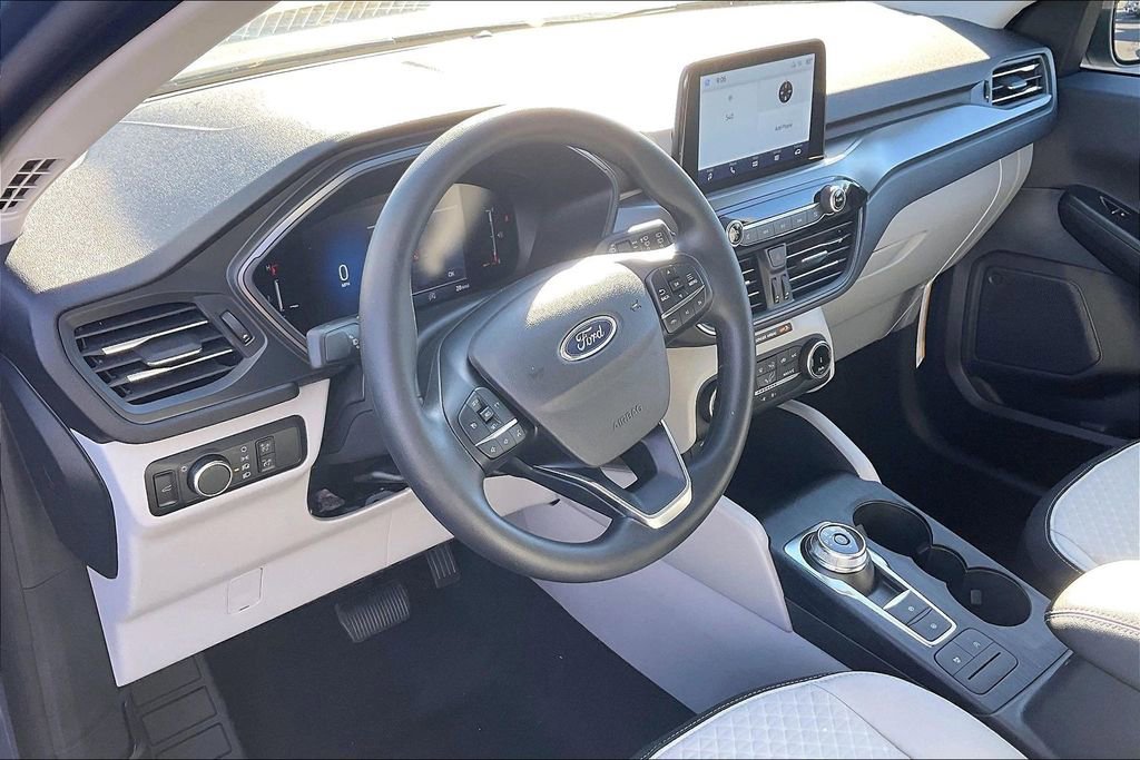 New 2026 Ford Escape Active image 6