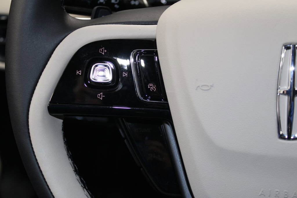 New 2026 Lincoln Corsair Premiere image 36