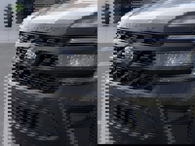 Used 2024 Ford Expedition Limited image 17