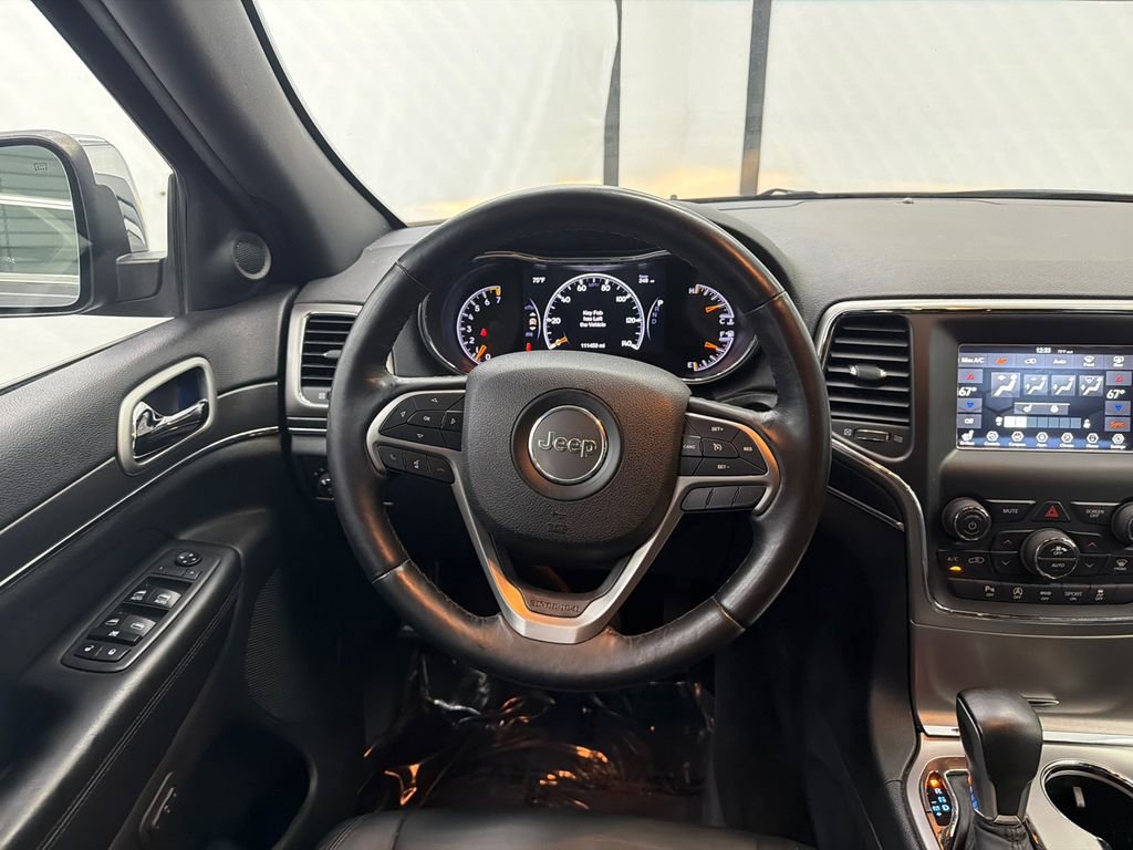 Used 2018 Jeep Grand Cherokee Limited image 22