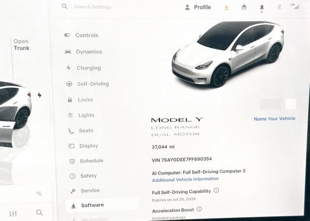 Used 2023 Tesla Model Y Long Range AWD/4WD image 17