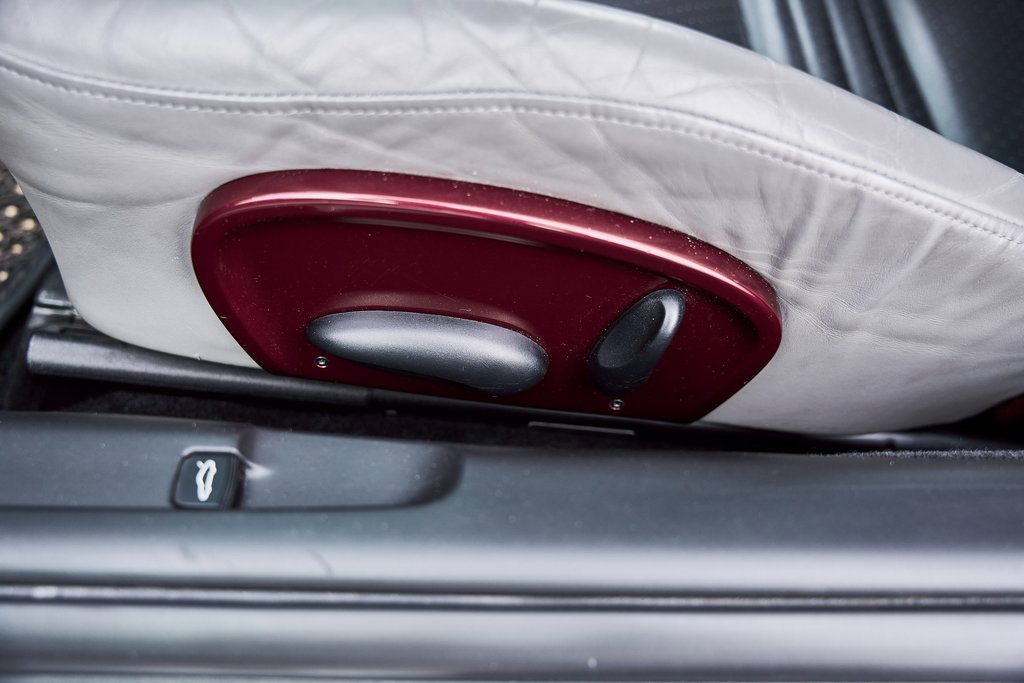 Used 2005 Porsche 911 Turbo image 40