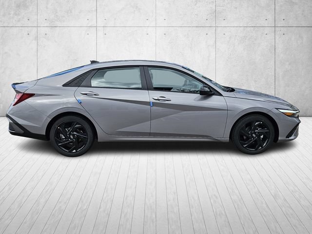 New 2026 Hyundai Elantra Sport FWD image 4